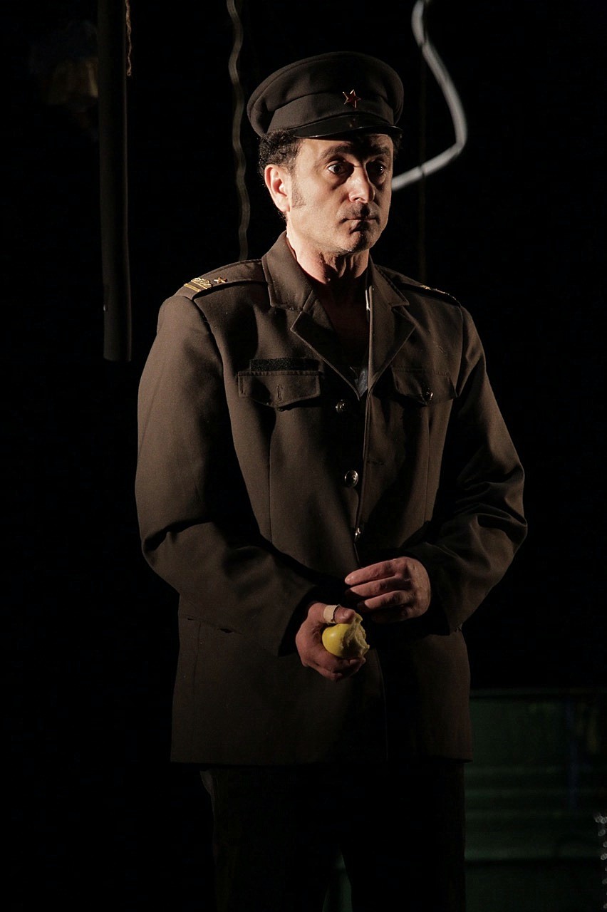  Kastriot Shehi - albanian ator  in   scena